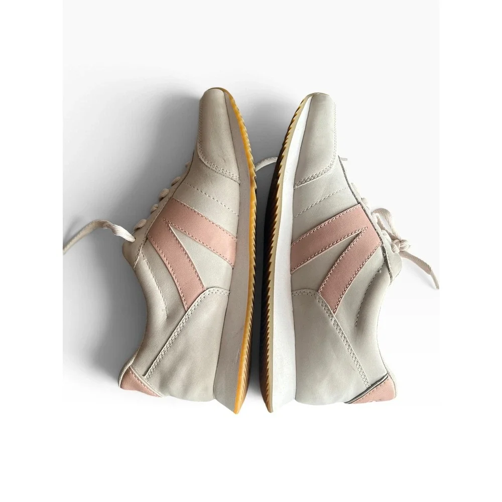 Kizik Milan Hands-Free Sneakers Sand Rose Suede Leather Low Top Womens Size 7